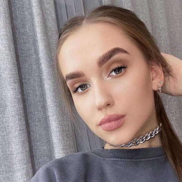 Meet your Posher, Barbara - Picture 4 of 6